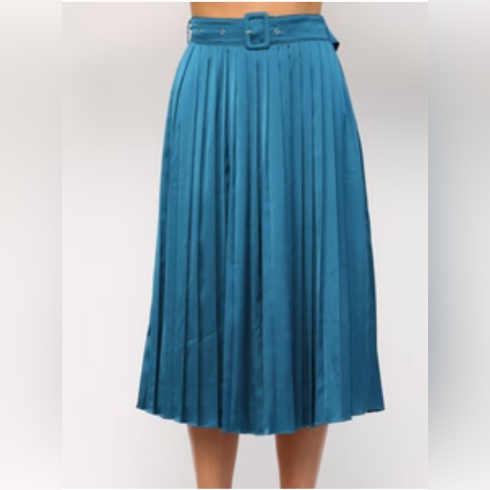 Satin pleated midi skirt